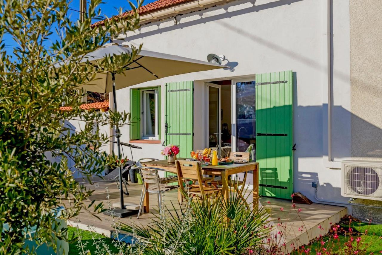 Villa Le Cabanon De Virginie Salin-de-Giraud Exterior foto
